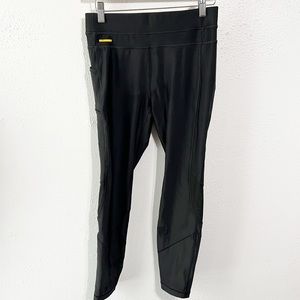 NWT Lole black Buddy ankle leggings size small